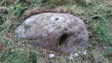 Cnoc an Tobair - Ballaun Stone |  ARCHIVE / John Sheehan
